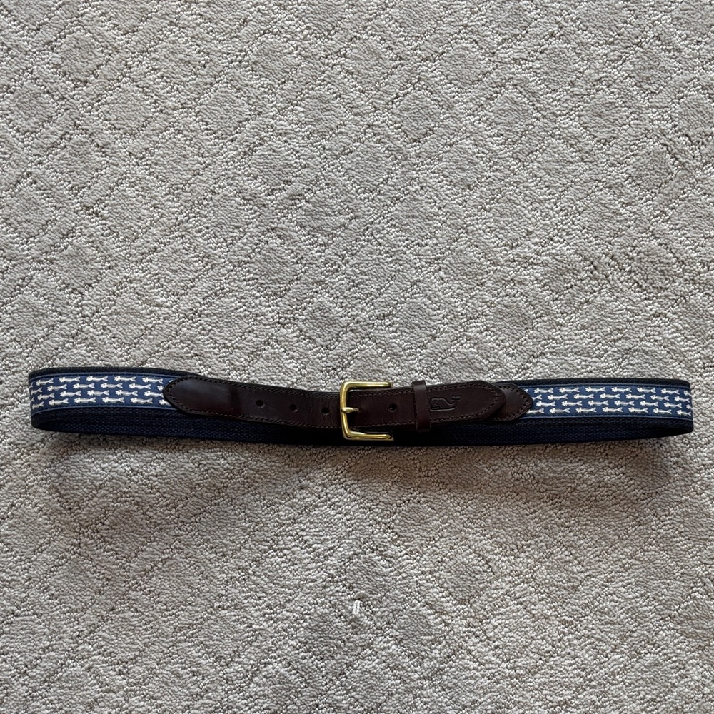 Vineyard Vines Elegant Brown and Blue Men's Belt